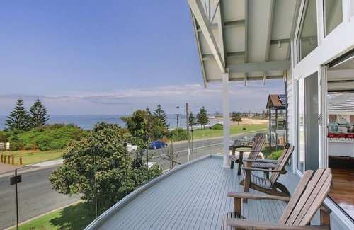 Bulli House | Casa el Punto (House on the Point) 3 minute walk to the beach