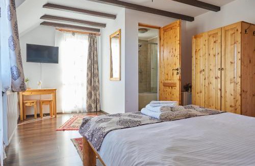 Moieciu House | Casa Elder Villa