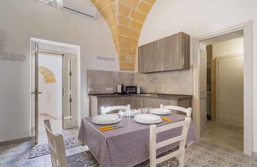 Veglie Apartment | Casa Emi - Mono A by BarbarHouse