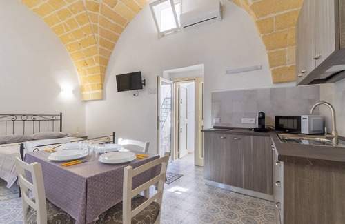 Veglie Apartment | Casa Emi - Mono A by BarbarHouse