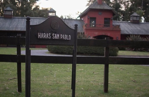 General Rodriguez House | Casa en Club de campo