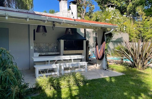 Florida House | Casa en Florida - como estar en una quinta a 15 cuadras de CABA