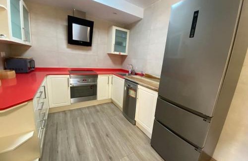 Castro Urdiales Apartment | Casa en Montealegre reformada y acogedora (wifi)