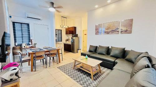 Dauis House | Casa Esperanza 1376-