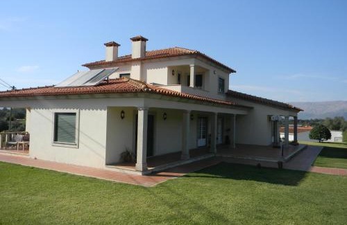 Cardielos House | Casa Estrada da Guia