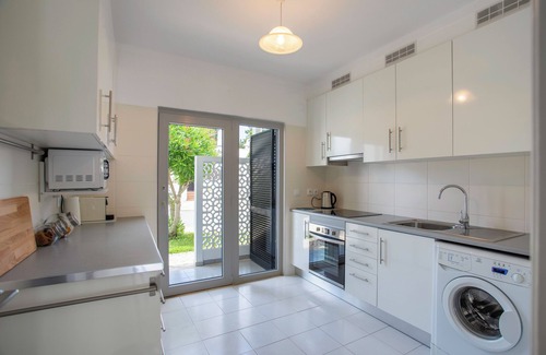 Alporchinhos House | Casa Euroka - 2 Bedroom House in Alporchinhos