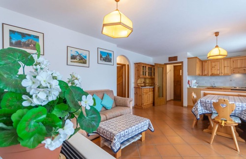 San Giovanni di Fassa Apartment | Casa Favè