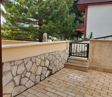 Rocca di Cambio Apartment | Casa Felice