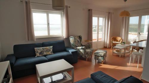 Foz do Arelho Apartment | Casa Feliz Obidos Lagoon and sea view