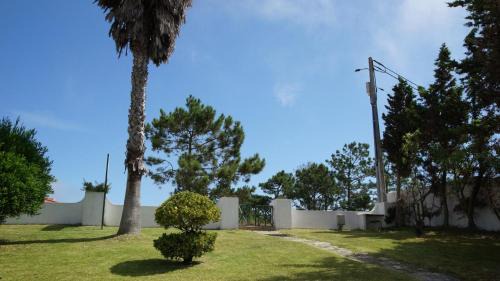 Foz do Arelho Apartment | Casa Feliz Obidos Lagoon and sea view