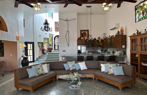 Pedregal House | Casa Flamingo Cabo Luxurious Home. Spacious Rooms, Private Pool and Jacuzzi