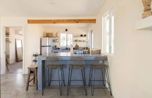 Yucca Valley Cabin | Casa Flamingo | Cozy Cabin with Views | 5 Acres