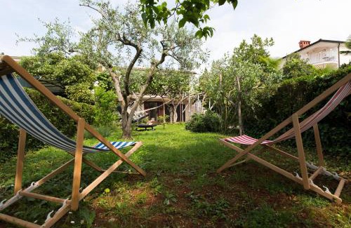 Novigrad House | Casa Flora 3-minutes’ walk from the beach