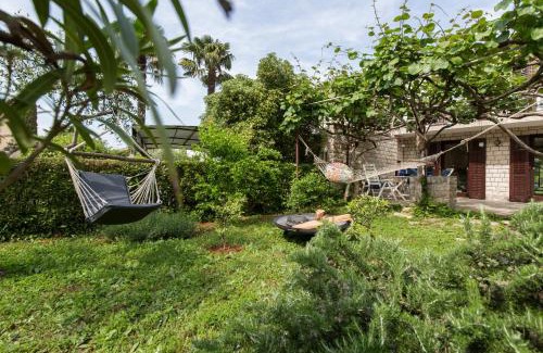Novigrad House | Casa Flora 3-minutes’ walk from the beach