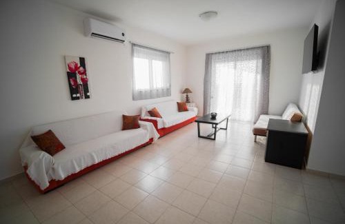 Iraklides House | Casa Flora