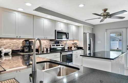 Port Charlotte House | Casa Florida, Pet-friendly, Child-friendly