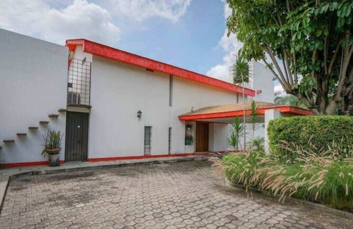 Sumiya House | Casa Fujiyama | Relax y Alberca bajo el sol