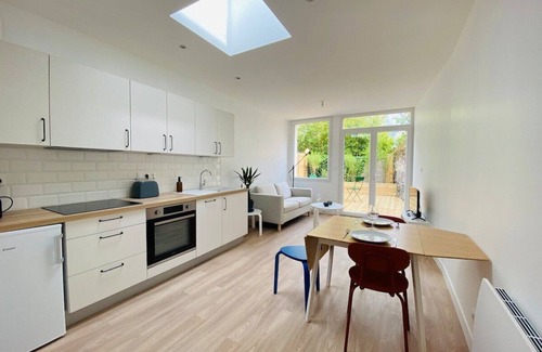 Angers Apartment | Casa Gardot - New flat - Garage - Terrace