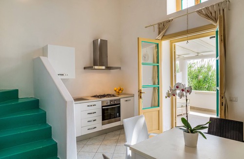 San Vincenzo House | Casa Ginestra between the sea and the volcano