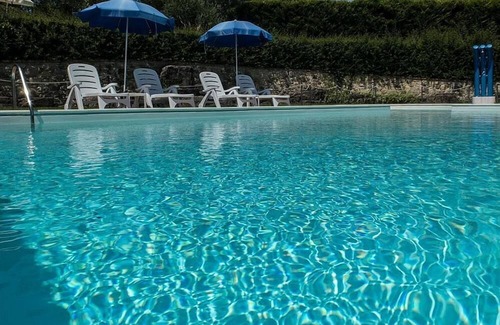 Umbertide House | Casa Gioele E: A welcoming apartment situated in a quiet location, a few minutes from the town center, with Free WI-FI.