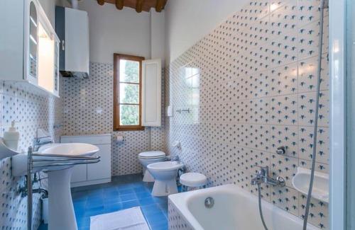 San Miniato House | Casa Girasole (SMN101) by Interhome