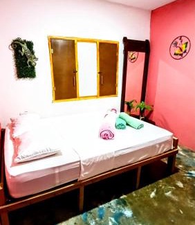Bonda House | Casa Gloria Hostal