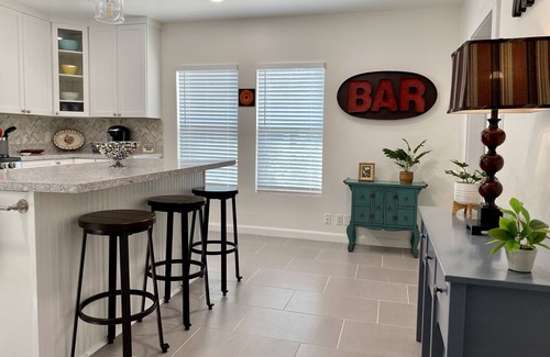 Georgetown House | Casa Gracie Pearl Long-Term possible inquire within Historic Old Town GT pets ok