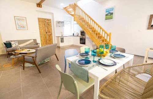 Saint-Pierre House | Casa Guila, Villa moderne à 50m de la plage à Saint-Pierre
