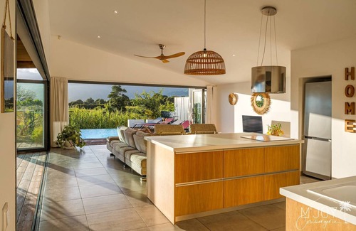 Ravine des Cabris House | - CASA HAWA* -