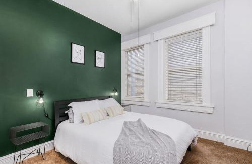 Downtown Historic District Apartment | Casa Historia Sleek 2B apt UNIQUE spot downtown
