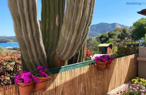 Portoferraio Apartment | Casa Il Cactus - Two-room apartment with large terrace overlooking the sea