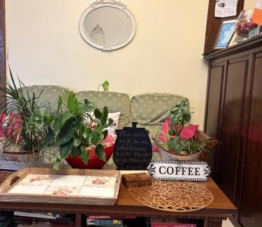 Sanmartin House | Casa Irlandeza - Irish House