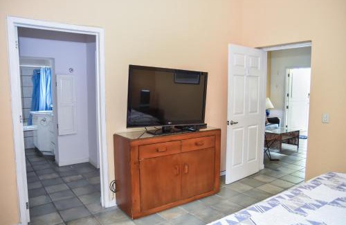 Ajijic Apartment | Casa Jardin-Lakeside Boutique Resort by Restavio