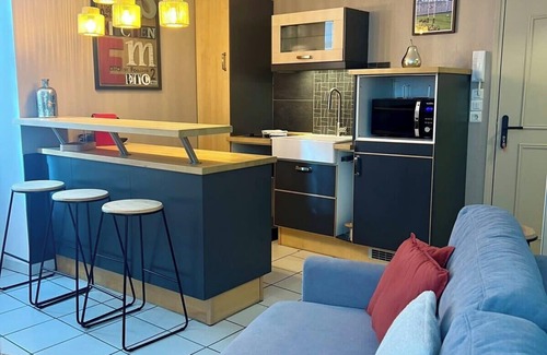 Brive-la-Gaillarde Apartment | Casa Jaubertie #2-T2 Bis chaleureux-Hyper Centre