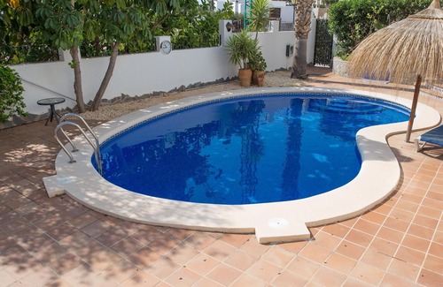 Ventanicas-El Cantal House | Casa Jeonny 3 Bedrooms, 2 bathrooms, private pool, close to the beach