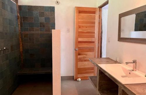 Coffee Triangle Cabin | Casa Kiwi Lodge