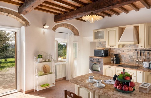 Pomarance Villa | Casa La Fenice 8+2, Emma Villas