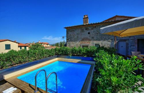 Camucia House | Casa La Fonte by PosarelliVillas