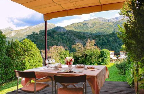 Panticosa Apartment | Casa La Hiedra dúplex independiente jardín privado