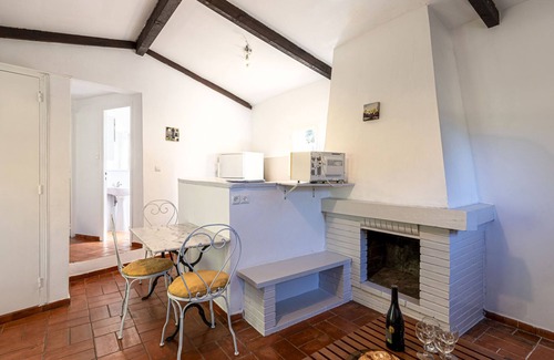Santa Giulia House | Casa Lavezzi by Interhome