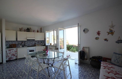 Ponza House | Casa Le Grotte - independent villa.