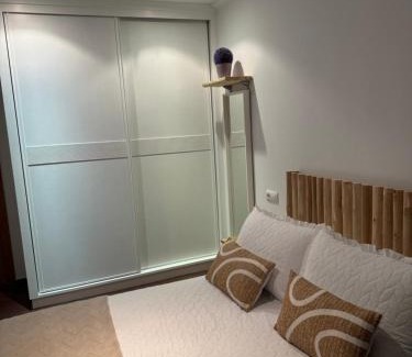 O Pindo House | CASA LELA