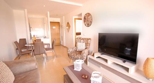 Alhama de Murcia Apartment | Casa Leona: Fully furnished, secure golf resort penthouse apartment with gorgeous views in Murcia