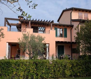 San Benedetto di Lugana Apartment | Casa Lolla Garda Resort Village