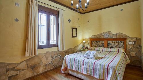 Prado del Rey House | Casa Los Olivos Prado del Rey by Ruralidays