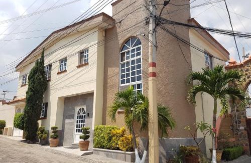 Lomas de Atzingo House | Casa los Peregrina