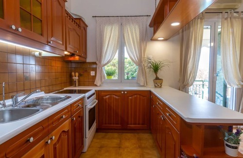 Corfu Town Apartment | Casa Loula - spacious and stylish apartment with an elevator, located near Corfu city