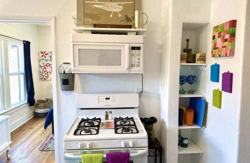 Sam Hughes Apartment | Casa Luna: A Southwest, Vintage Getaway!