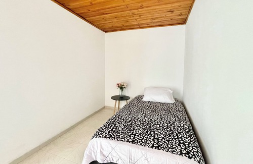 Cali House | Casa Luna Llena