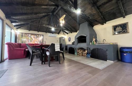 Capatineni-Ungureni House | Casa Lupilor Transfăgărășan